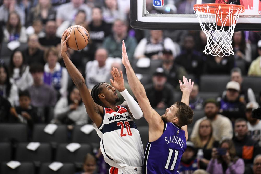 硬生生将比 硬生生将比