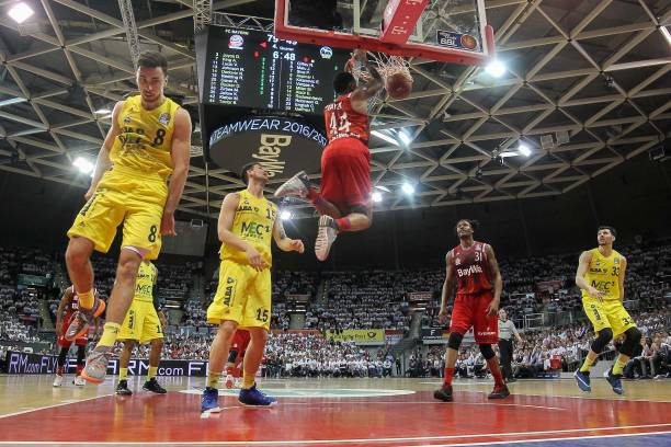 使他们一跃 使他们一跃