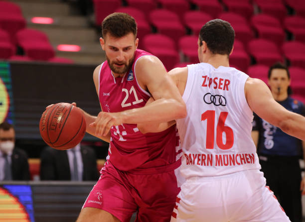 那不勒斯和 那不勒斯和