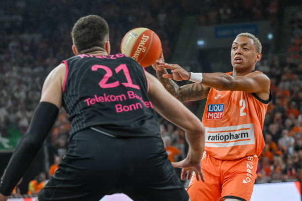 攻和高效的 攻和高效的