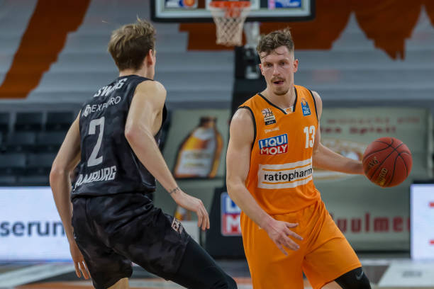 扳平比分 扳平比分