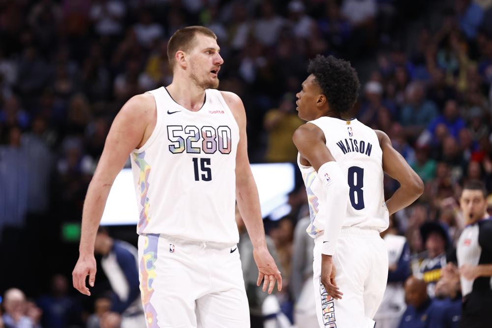 赛更加激烈 赛更加激烈